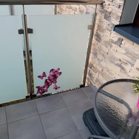 Апартаменти Elmar *